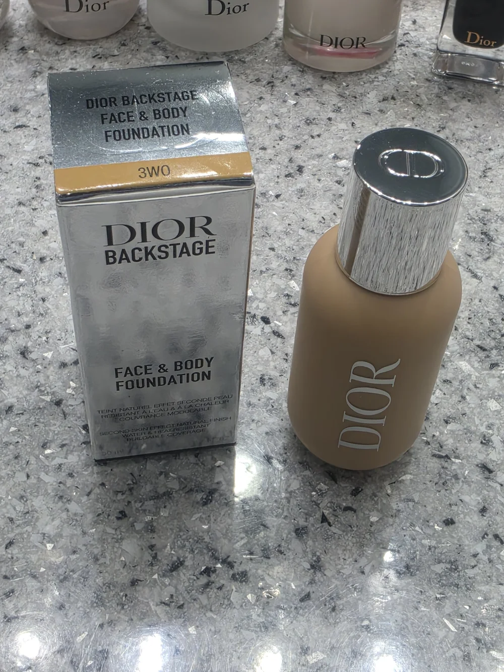 Dior Backstage Face & Body Foundation - 3W Warm (Light to Medium)